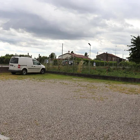 Casa Da Maddalena E Andrea * Oppeano